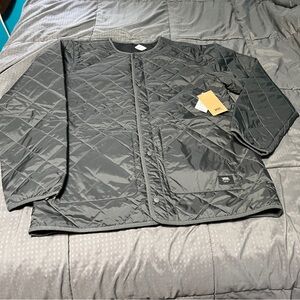 Men's Vans Storm Water Resistant Mission REVERSIBLE Quilted Jacket NEW Medium